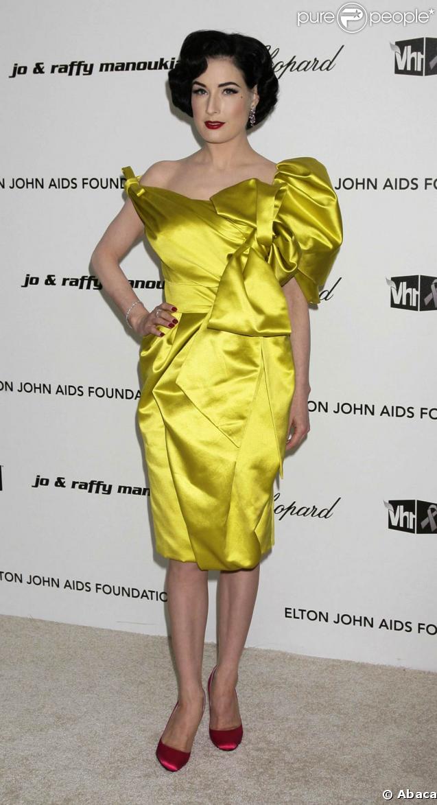 Dita Von Teese et son drôle de look ! 22/02/09