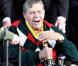 Jerry Lewis, récompensé pour son engagement humanitaire... jamais sans son Oscar !