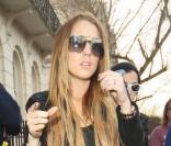 Lindsay Lohan en balade à Londres le 27 février 2009