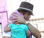 David Charvet, le plus frenchy des américains, est un papa formidable et surtout... très sexy ! 