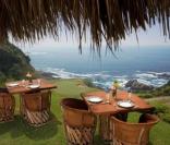 Tamarindo sur La Costalegre est un petit paradis sur la côte Pacifique, entre Puerto Vallarta au nord et Manzanillo à 45min au sud. Forêts vierges, collines et montagnes, plantations de mangues, de papayes, de bananes et de noix de coco, plages caché