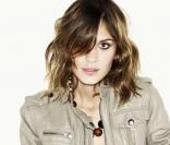 Alexa Chung pour Newlook