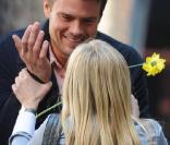 Josh Duhamel et Kristen Bell sur le tournage à New York de When in Rome le 17 mars 2009