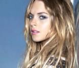 La collection printemps-été 2009 Fornarina présentée par Lindsay Lohan 