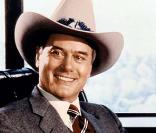 Dans  Dallas , JR Ewing fait des ravages ! Avide et manipulateur il connait tous les vices...  