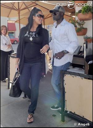 Djimon Hounsou et sa compagne Kimora Lee déjeunent à Beverly Hills le 26 mars 2009