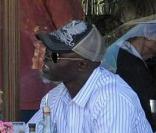 Djimon Hounsou et sa compagne Kimora Lee déjeunent à Beverly Hills le 26 mars 2009