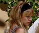Nicole Richie : son compagnon Joel Madden est aux petits soins pour la jolie future maman ! Regardez !
