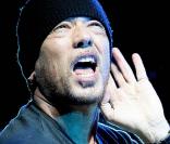 Pascal Obispo a mis le feu au Palais des Sports de Lyon, le 28 mars 2009, à l'occasion de la 4e édition de 