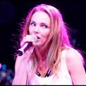 Claire Keim, Amel Bent, Pascal Obispo, Julie Zenatti et toutes les stars... pour un concert de folie ! regardez !