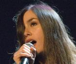 Olivia Ruiz sur scène en novembre 2007 