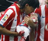 Sergio Agüero à Madrid avec son jeune bébé, avant un match