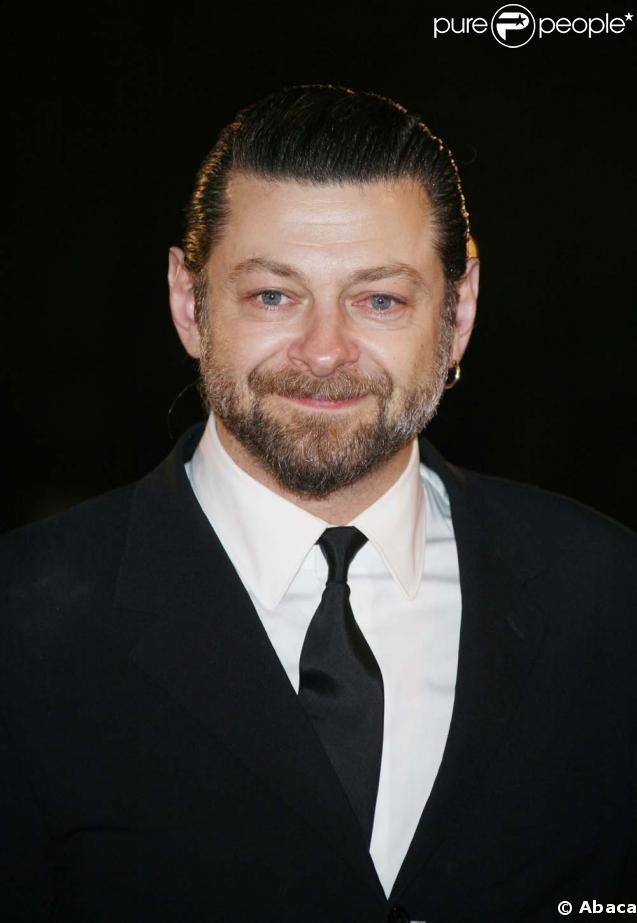 Andy Serkis, interprète de Gollum, revient dans la série  Star Wars  