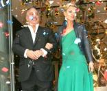 Kate Moss et Philip Green lors de l'inauguration du magasin Topshop à New York hier