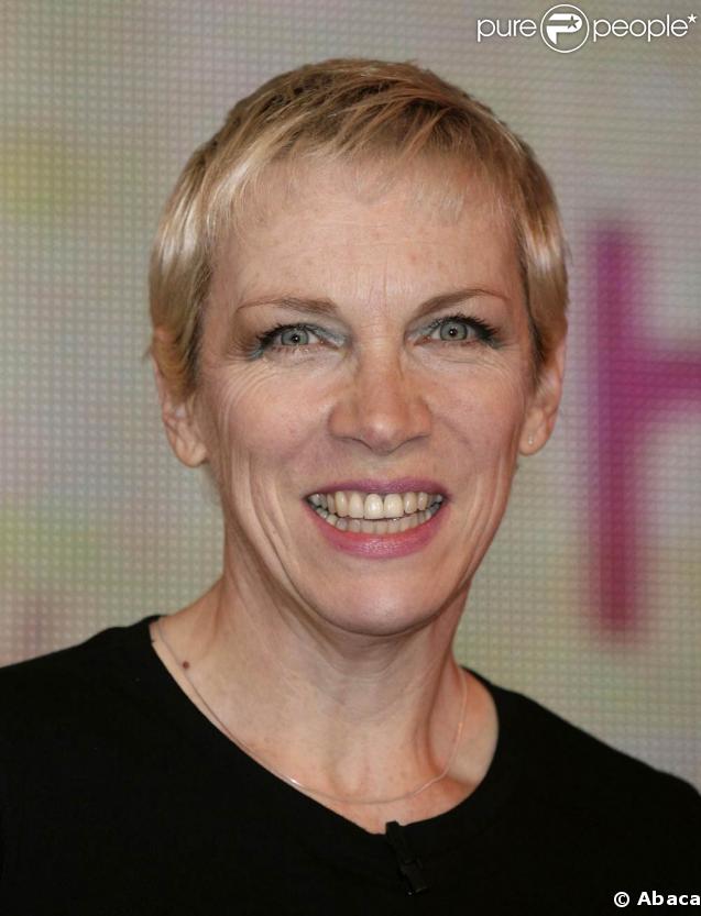 Annie Lennox offrira une performance live lors du dîner de l'amFar, qui se tiendra le 21 mai 2009 à l'Hôtel du Cap, pendant le Festival de Cannes !