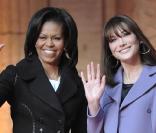 Michelle Obama et Carla Bruni-Sarkozy, après la visite de la Cathédrale Notre-Dame de Strasbourg... Seraient-elles devenues amies ?!! 