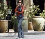 Teri Hatcher en plein shopping dans le quartier de Bel Air à Beverly Hills