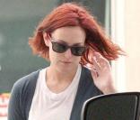 Rumer Willis a une station essence de Santa Monica