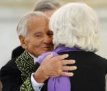 Obsèques de Maurice Druon aux Invalides, le 20 avril 2009. Jean d'Ormesson et Madeleine Druon. 