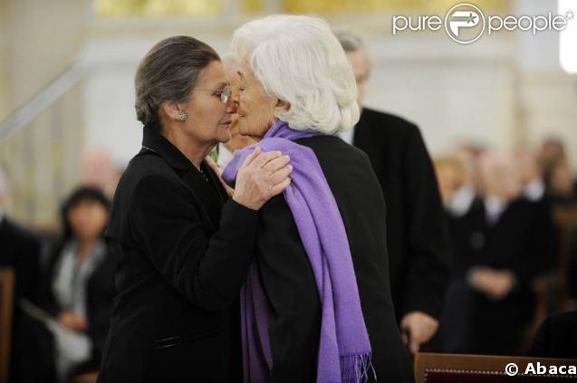 Obsèques de Maurice Druon aux Invalides, le 20 avril 2009. Simone Veil et Madeleine Druon. 