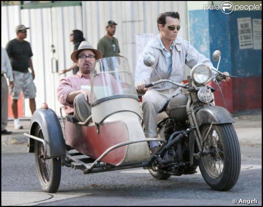 Johnny Depp sur le tournage de The Rum Diary le 16 avril 2009 à Porto Rico