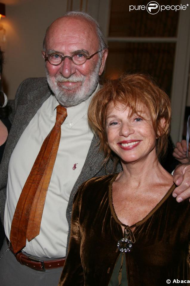 Jean-Pierre Marielle et sa femme Agathe Nathanson - La 9e édition du Prix Ciné Roman Carte Noire à Paris le 27 avril 2009