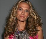 Molly Sims, en séance d'essayage au Smashbox Studios d'Hollywood, en vu d'un shooting pour Genlux Magazine, le 27 avril 2009 à Los Angeles !