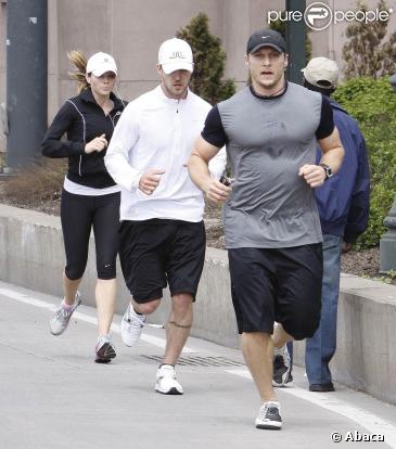 Justin Timberlake et Jessica Biel, lors d'un petit jogging, dans le quartier de TriBeCa, le 30 avril 2009 à New York !