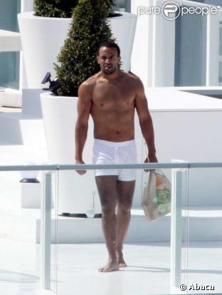 Craig David sur le balcon de son penthouse à Miami