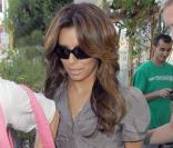 Eva Longoria sort de chez son coiffeur. 12/05/09