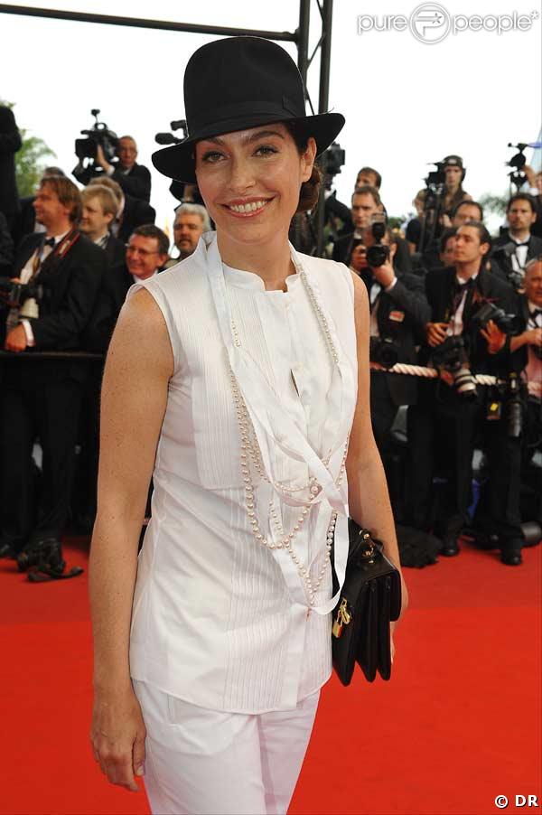  Daphné Roulier  monte les marches pour l'ouverture du 62e Festival de Cannes