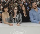 Sophie Marceau, Marina De Van, Monica Bellucci et Andrea Di Stefano ors du photocall de  Ne te retourne pas , à Cannes, le 16 mai 2009