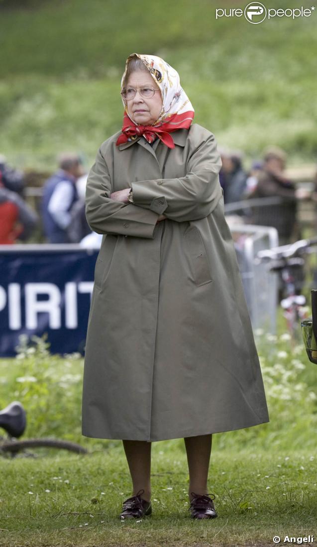 La reine Elizabeth, toujours aussi souriante, lors du Royal Windsor Horse Show, le 16 mai 2009