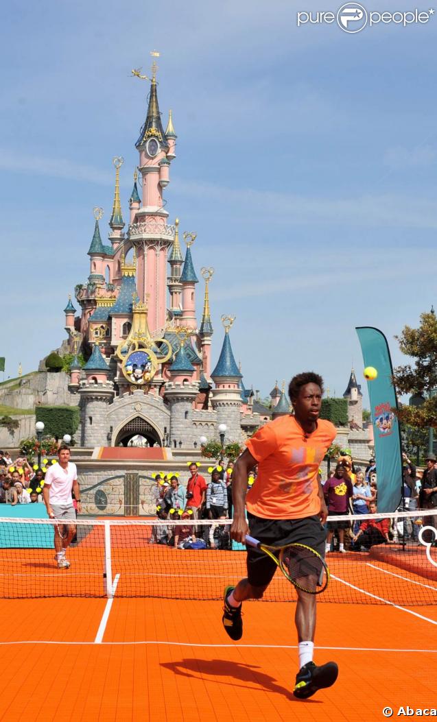 Gaël Monfils a joué contre Stanislas Wawrinka à Disneyland Resort Paris