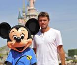 Stanislas Wawrinka a joué contre Mickey à Disneyland Resort Paris