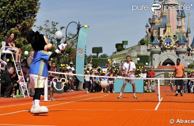 Stanislas Wawrinka et Gaël Monfils ont joué contre Mickey à Disneyland Resort Paris