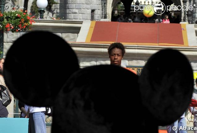 Gaël Monfils a joué contre Mickey à Disneyland Resort Paris