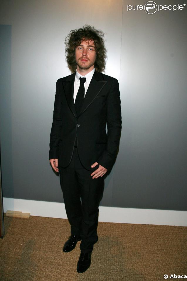 Julien Doré à l'occasion de la soirée Figaro Madame au Pavillon Canal+, le 20 mai 2009 lors du 62e Festival de Cannes