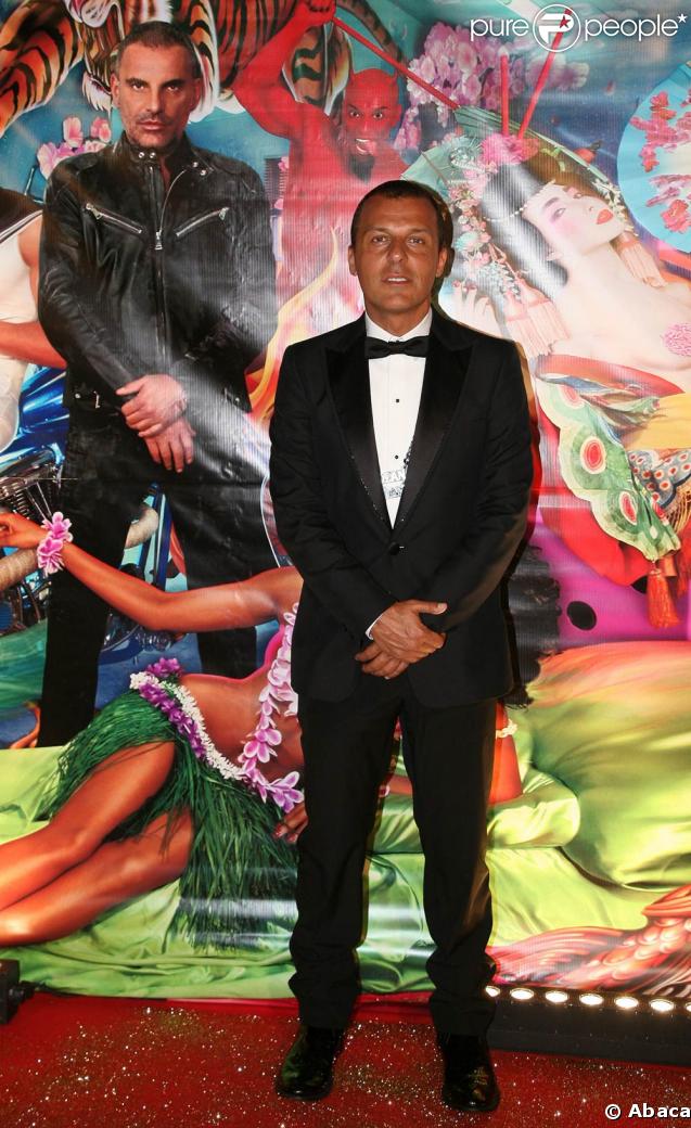 Jean Roch, propriétaire du VIP Room à Cannes, a organisé l'anniversaire de son copain Christian Audigier 