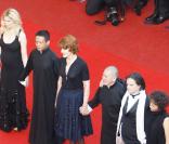 lors de la montée des marches précédant la projection de Visage le 23 mai 2009 durant le 62e Festival de Cannes