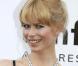 Claudia Schiffer, superbe avec des bijoux Chopard, lors de la soirée de l'amfAR, en mai 2009 !