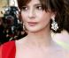 Laura Morante, superbe avec des bijoux Chopard, lors de la montée des marches, à Cannes, en mai 2009 !