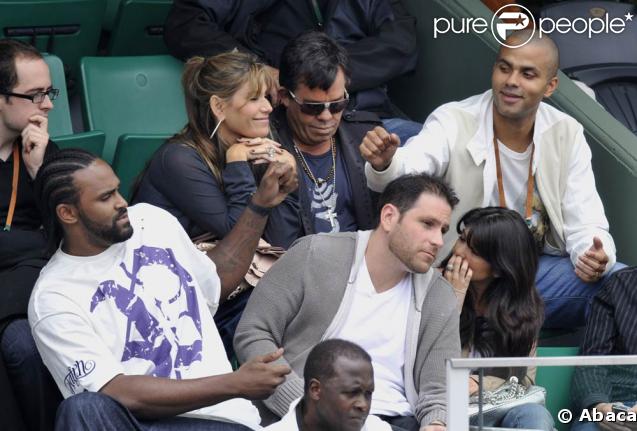 Tony Parker et Ronny Turiaf à Roland-Garros, le 28 mai 2009