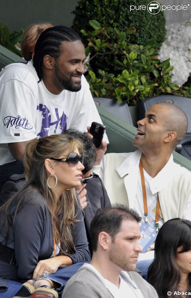 Tony Parker et Ronny Turiaf à Roland-Garros, le 28 mai 2009