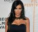 Kim Kardashian, sexy en diable porte une combi noire, bustier coeur ! Magnifique !