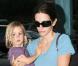 Coco, âgée de 5 ans, est la petite princesse blonde de sa maman Courteney Cox. Enfant unique, elle est une petite fille sage et très affectueuse mais qui sait se transformer en véritable chipie.