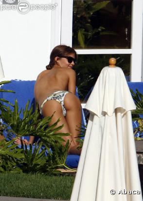 Miranda Kerr... en vacances, à la cool !