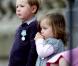 Le Prince Christian à sa soeur Isabella : "Si on veut quitter cet anniversaire ennuyeux, il va falloir agir vite, soeurette"