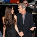 Mel Gibson : sa girlfriend Oksana Grigorieva, enceinte, sort aujourd'hui son premier single ! Ecoutez !