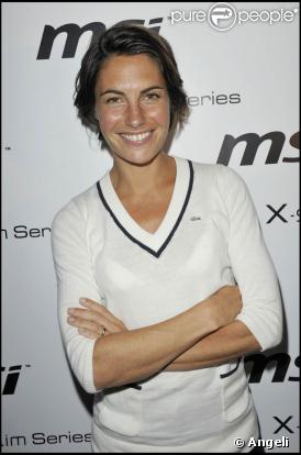Alessandra Sublet, à l'occasion de la soirée de lancement du nouvel ordinateur portable de MSI, au VIP Room de Paris, le 16 juin 2009 !